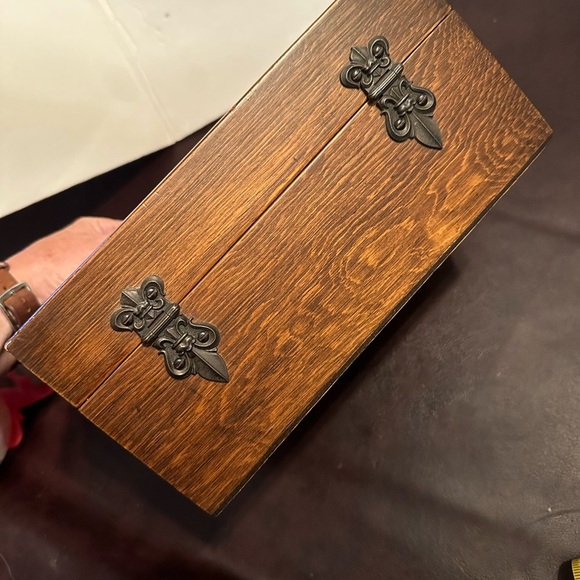 Vintage hinged box - Picture 9 of 13